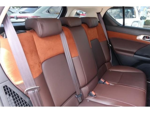 ＣＴ ＣＴ２００ｈ　バージョンＣ　１０．３インチナビ　フルセグ　ＣＤ　ＤＶＤ　ブルーレイ　バックカメラ　ＬＥＤヘッドライト　コーナーセンサー　シートヒーター　アイドリングストップ　スマートキー　プッシュスタート　パワーシート（11枚目）