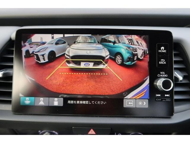 フィット ＲＳ　ＥＴＣ２．０　コネクトＤ　ナビ　フルセグ　バックカメラ　ＬＥＤヘッドライト　コーナーセンサー　キーレス　プッシュスタート　クルーズコントロール　オートライト　オートエアコン（4枚目）