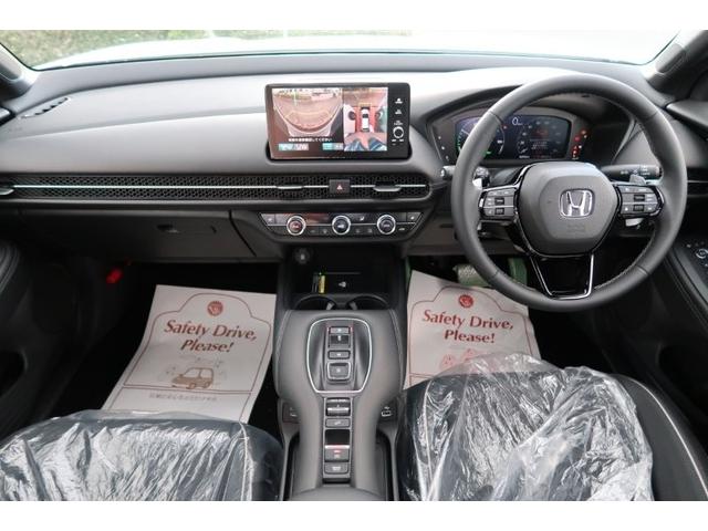 ＺＲ－Ｖ ｅ：ＨＥＶ　Ｘ特別仕様車ブラックスタイル　ナビ　フルセグ　全方位カメラ　ＬＥＤヘッドライト　コーナーセンサー　シートヒーター　キーレス　プッシュスタート（3枚目）