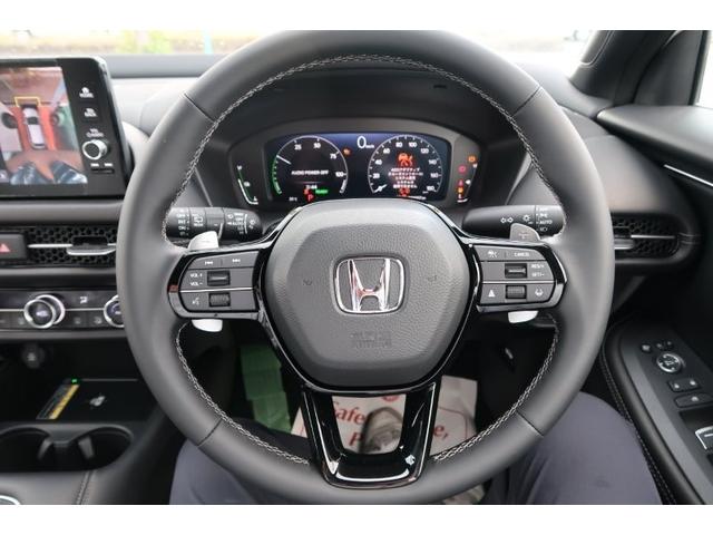 ＺＲ－Ｖ ｅ：ＨＥＶ　Ｘ特別仕様車ブラックスタイル　ナビ　フルセグ　全方位カメラ　ＬＥＤヘッドライト　コーナーセンサー　シートヒーター　キーレス　プッシュスタート（7枚目）