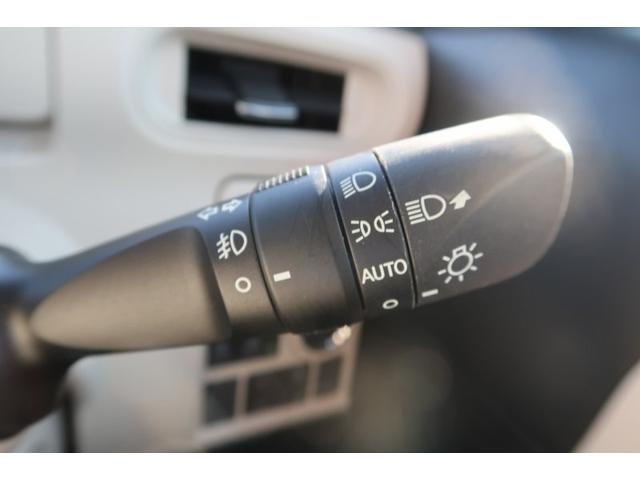 ムーヴキャンバス Ｇメイクアップ　ＳＡＩＩＩ　ナビ　ワンセグ　ＬＥＤヘッドライト　両側電動スライドドア　キーレス　プッシュスタート　オートマチックハイビーム　オートエアコン　電動格納ミラー（8枚目）