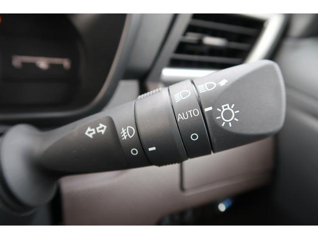 ルーミー Ｇ　コンフォートＰＫ　ＰビューＰＫ　ＬＥＤ－Ｆ＋イルミ　フルセグ　全方位カメラ　ＬＥＤヘッドライト　コーナーセンサー　シートヒーター　両側電動スライドドア　キーレス　プッシュスタート（10枚目）