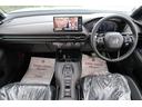 ＺＲ－Ｖ ｅ：ＨＥＶ　Ｘ特別仕様車ブラックスタイル　ナビ　フルセグ　全方位カメラ　ＬＥＤヘッドライト　コーナーセンサー　シートヒーター　キーレス　プッシュスタート（3枚目）