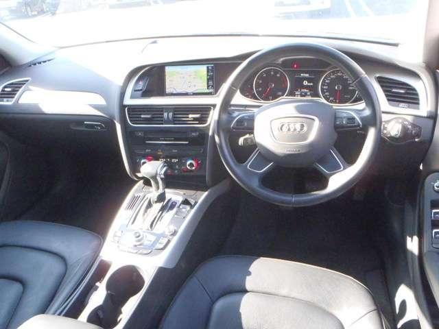 2.0TFSI ナビ1セグ ブラックレザー バックモニター HID・Cセンサー アイドリングストップ(3枚目)
