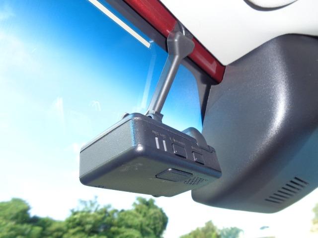 ハイゼットトラック ジャンボエクストラ　２ＷＤ　９インチＤオーディオ　フルセグ　ＵＳＢ　ブルートゥース　バックカメラ　ＬＥＤヘッドライト　コーナーセンサー　アイドリングストップ　キーレス　プッシュスタート（6枚目）