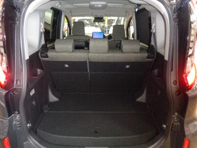 シエンタ ハイブリッドＺ　ＴＳＳ　１０．５ＤＡ　ＰＶＭ　フルセグ　ＬＥＤヘッドライト　コーナーセンサー　シートヒーター　アイドリングストップ　両側電動スライドドア　クルーズコントロール　オートライト　キーレス　プッシュスタート（10枚目）