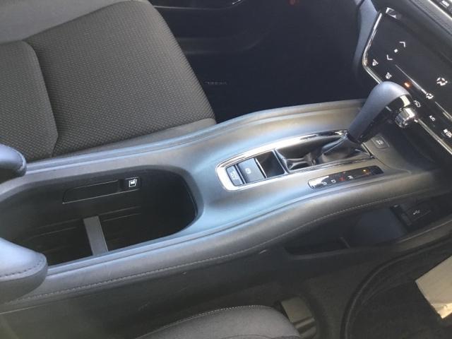 ヴェゼル Ｘ・ホンダセンシング　ドラレコ　純正ナビ　ＥＴＣ　衝突軽減ブレ－キ　盗難防止装置　Ｂカメラ　エアコン　Ｄレコ　スマートキーシステム　クルコン　ヘッドライトＬＥＤ　ＡＢＳ　横滑り防止機能　サイドカーテンエアバック　ＵＳＢ（22枚目）