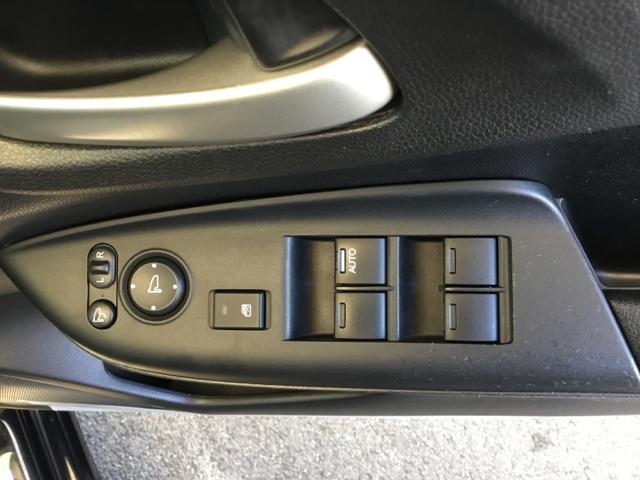 シャトル ハイブリッドＸ　あんしんパッケージ　クルコン　リアカメラ　純正ナビ　フルセグ　ナビ＆ＴＶ　スマ－トキ－　ＤＶＤ再生可能　ＬＥＤヘッドランプ　サイドカーテンエアバック　オートクルーズ　キーレスエントリー　横滑り防止機能（12枚目）