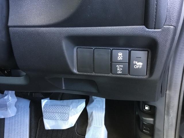 シャトル ハイブリッドＸ　あんしんパッケージ　クルコン　リアカメラ　純正ナビ　フルセグ　ナビ＆ＴＶ　スマ－トキ－　ＤＶＤ再生可能　ＬＥＤヘッドランプ　サイドカーテンエアバック　オートクルーズ　キーレスエントリー　横滑り防止機能（22枚目）