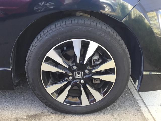 シャトル ハイブリッドＸ　あんしんパッケージ　クルコン　リアカメラ　純正ナビ　フルセグ　ナビ＆ＴＶ　スマ－トキ－　ＤＶＤ再生可能　ＬＥＤヘッドランプ　サイドカーテンエアバック　オートクルーズ　キーレスエントリー　横滑り防止機能（30枚目）