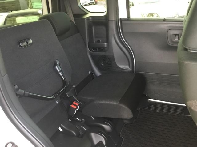 Ｎ－ＢＯＸカスタム ベースグレード　片側電動スライドドア　クルコン　純正ナビ　ＥＴＣ　前後ドラレコ　シートヒーター　ＵＳＢ接続　ＣＭＢＳ　Ｄレコ　ベンチシート　オートエアコン　スマートキ　ＬＥＤ　盗難防止装置　バックカメラ　フルセグＴＶ（13枚目）