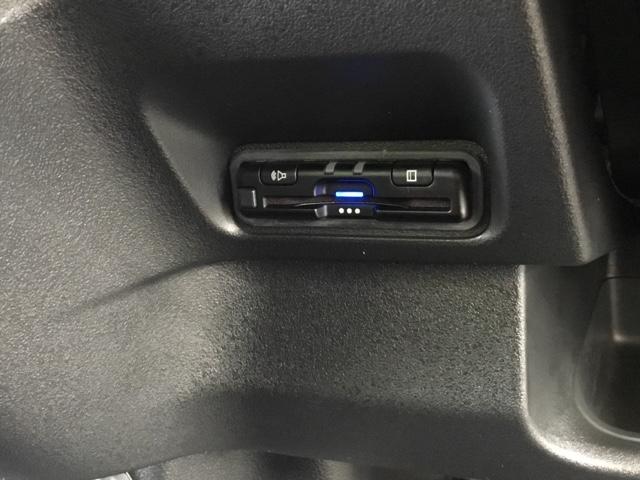 Ｎ－ＢＯＸカスタム ベースグレード　片側電動スライドドア　クルコン　純正ナビ　ＥＴＣ　前後ドラレコ　シートヒーター　ＵＳＢ接続　ＣＭＢＳ　Ｄレコ　ベンチシート　オートエアコン　スマートキ　ＬＥＤ　盗難防止装置　バックカメラ　フルセグＴＶ（23枚目）