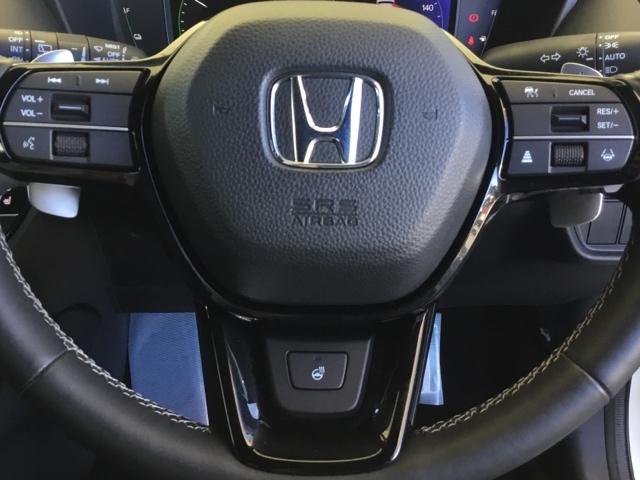 ＺＲ－Ｖ ｅ：ＨＥＶＺ特別仕様車ブラックスタイル　デモカー　全周囲カメラ　純正ナビ　ＥＴＣ２．０　前後ドラレコ　シートヒーター　アラウンドビューモニター　ＬＥＤヘッドランプ　スマ－トキ－　クルコン　ＥＴＣ車載器　電動シート　オートライト　本革シート（17枚目）