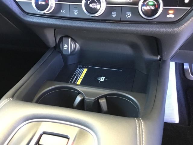 ＺＲ－Ｖ ｅ：ＨＥＶＺ特別仕様車ブラックスタイル　デモカー　全周囲カメラ　純正ナビ　ＥＴＣ２．０　前後ドラレコ　シートヒーター　アラウンドビューモニター　ＬＥＤヘッドランプ　スマ－トキ－　クルコン　ＥＴＣ車載器　電動シート　オートライト　本革シート（23枚目）