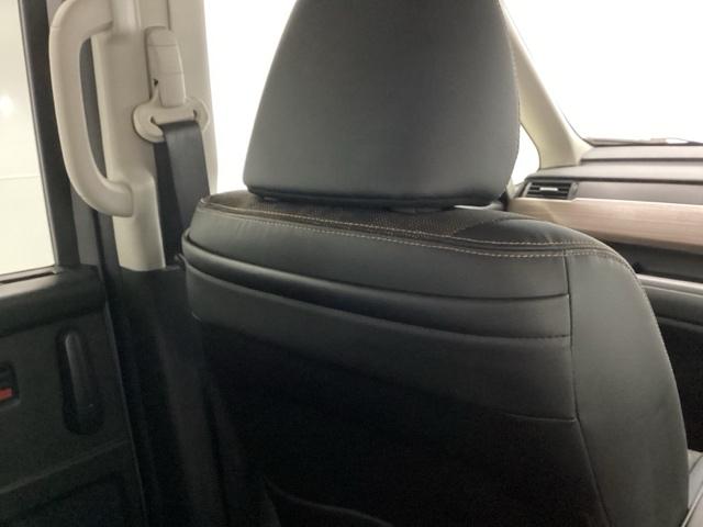 フリード+ハイブリッド ハイブリッド・クロスターホンダセンシング 両側電動スライドドア クルコン バックカメラ 純正ナビ フルセグ ETC シートヒーター 両側電動ドア サイドエアバッグ LEDヘッドライト スマートキー 横滑り防止装置 クルーズコントロール USB(30枚目)