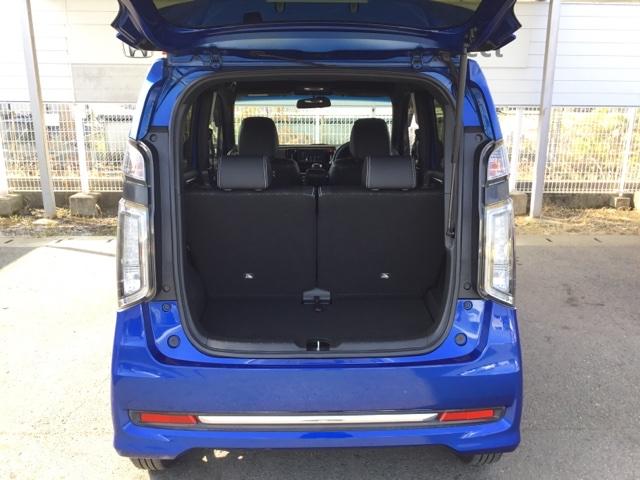 Ｎ－ＷＧＮカスタム Ｇ・ターボパッケージ　クルコン　バックカメラ　社外ナビ　フルセグ　ＥＴＣ　ドラレコ　横滑り防止システム　ＥＣＯＮモード　ＷＳＲＳ　ナビ＆ＴＶ　イモビ　オートクルーズ　キーフリー　ターボモデル　ベンチシート　ＡＢＳ　ＡＣ（9枚目）