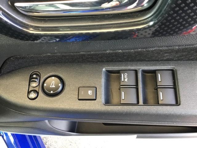 Ｎ－ＷＧＮカスタム Ｇ・ターボパッケージ　クルコン　バックカメラ　社外ナビ　フルセグ　ＥＴＣ　ドラレコ　横滑り防止システム　ＥＣＯＮモード　ＷＳＲＳ　ナビ＆ＴＶ　イモビ　オートクルーズ　キーフリー　ターボモデル　ベンチシート　ＡＢＳ　ＡＣ（11枚目）