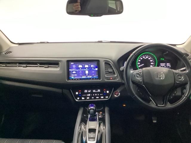 ヴェゼル ハイブリッドZ・ホンダセンシング クルコン リアカメラ 純正ナビ ETC シートヒーター レーダーサポート DVD再生機能 横滑り防止システム バックアイカメラ 盗難防止装置 フルセ スマ-トキ- ECOモード パワーウィンド ABS(2枚目)