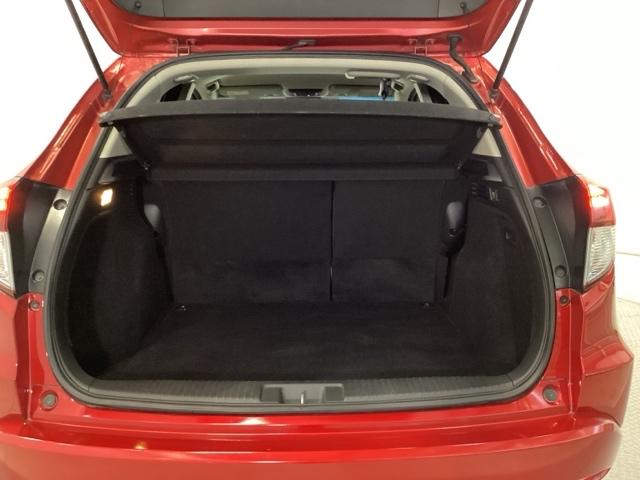 ヴェゼル ハイブリッドZ・ホンダセンシング クルコン リアカメラ 純正ナビ ETC シートヒーター レーダーサポート DVD再生機能 横滑り防止システム バックアイカメラ 盗難防止装置 フルセ スマ-トキ- ECOモード パワーウィンド ABS(22枚目)