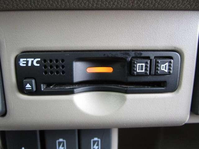 G SSパッケージII ワンオーナー車 Bluetooth対応ナビ フルセグTV バックカメラ スマートキー シートヒーター ETC 衝突被害軽減システム アイドリングストップ(16枚目)