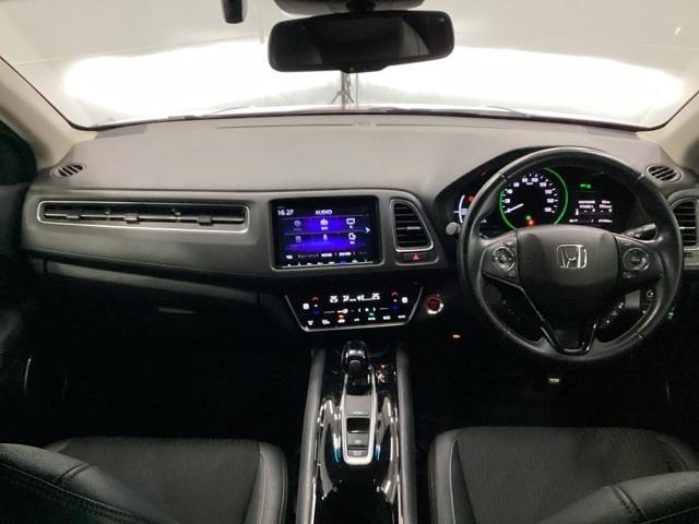 ヴェゼル ハイブリッドＺ・ホンダセンシング　ドラレコ　純正ナビ　ＥＴＣ　シートヒーター　ＶＤＣ　レーダーブレーキ　リアカメラ　フルセ　セキュリティアラーム　ＤＶＤ再生可　オートクルーズ　シ－トヒ－タ－　パワーウィンド　スマ－トキ－　ＵＳＢポート（2枚目）