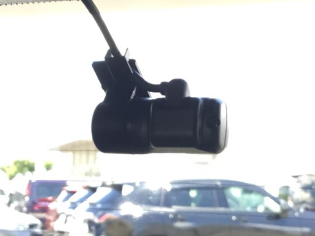 ＺＲ－Ｖ ｅ：ＨＥＶＺ特別仕様車ブラックスタイル　デモカー　全周囲カメラ　ＥＴＣ２．０　サイドカーテンエアバック　マルチカメラ　ＬＥＤライト　オートライト　本革シート　パワーバックドア　スマートキー　パワーシート　ＶＳＡ　オートクルーズコントロール（25枚目）