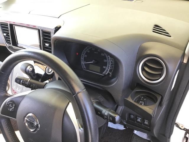 デイズルークス ＸＶセレクション　社外ディスプレイオーディオ　ＥＴＣ　ＤＶＤ再生可能　踏み間違い衝突防止　Ｗ電動ドア　スマキー　盗難防止　ｉ－ｓｔｏｐ　横滑防止　ベンチシート　キーフリー　オートエアコン　ＡＢＳ　助手席エアバッグ（22枚目）