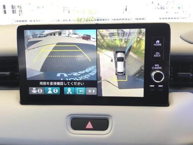 マルチビューカメラを搭載ですので、まるで見下ろし映像のように車両の周囲を確認できます。