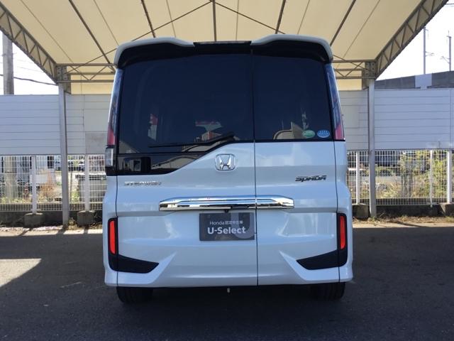 ステップワゴンスパーダ スパーダホンダセンシング クルコン バックカメラ わくわくゲート 純正ナビ 後席モニター 盗難防止 助手席エアバッグ Wパワスラ リアオートエアコン 地デジ サイドエアバッグ LEDライト 横滑り防止システム オートエアコン(8枚目)