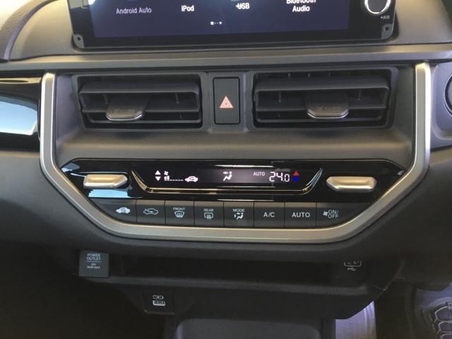 ＷＲ－Ｖ Ｚ＋　デモカー　クルコン　純正ナビ　フルセグ　ＥＴＣ　前後ドラレコ　クリソナ　追突軽減ブレーキ　サイドエアバッグ　ＵＳＢ　盗難防止システム　運転席エアバッグ　Ｂカメラ　横滑り防止　ドライブレコーダー　ＡＢＳ（20枚目）