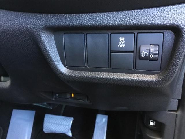 ＷＲ－Ｖ Ｚ＋　デモカー　クルコン　純正ナビ　フルセグ　ＥＴＣ　前後ドラレコ　クリソナ　追突軽減ブレーキ　サイドエアバッグ　ＵＳＢ　盗難防止システム　運転席エアバッグ　Ｂカメラ　横滑り防止　ドライブレコーダー　ＡＢＳ（24枚目）