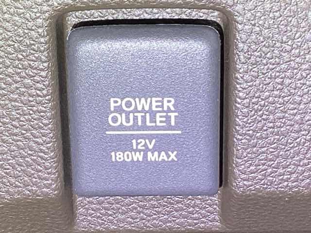 アクセサリーソケットが付いています。