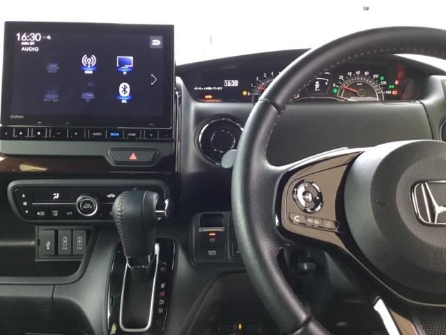 Ｎ－ＢＯＸカスタム Ｌ・ターボコーディネートスタイル　両側電動スライドドア　クルコン　純正ナビ　ＥＴＣ　ドラレコ　Ｂモニター　ＬＥＤ　ＤＶＤ再生　横滑防止装置　カーテンエアバッグ　コーナーセンサー　Ｗエアバッグ　ベンチシート　ドライブレコーダー　ＵＳＢ（3枚目）