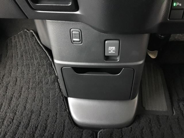 Ｎ－ＢＯＸカスタム Ｌ・ターボコーディネートスタイル　両側電動スライドドア　クルコン　純正ナビ　ＥＴＣ　ドラレコ　Ｂモニター　ＬＥＤ　ＤＶＤ再生　横滑防止装置　カーテンエアバッグ　コーナーセンサー　Ｗエアバッグ　ベンチシート　ドライブレコーダー　ＵＳＢ（22枚目）