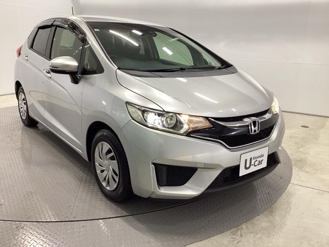 フィット 13G・Lパッケージファインエディション あんしんパッケージ クルコン リアカメラ ETC ドラレコ LEDヘットライト フルセグ Aストップ Bモニター サイドカーテンエアバック キーレス DVD パワーウインドウ 横滑り防止装置 ナビTV(7枚目)