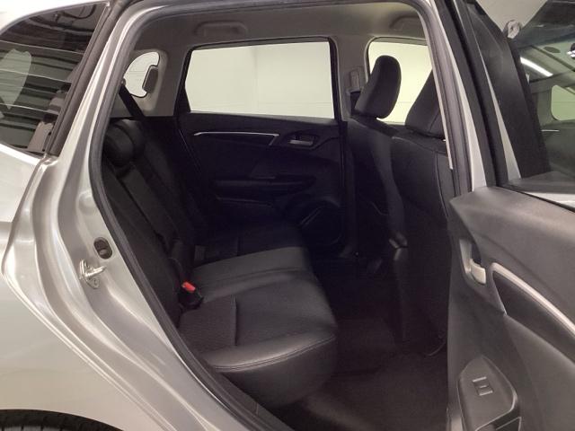 フィット 13G・Lパッケージファインエディション あんしんパッケージ クルコン リアカメラ ETC ドラレコ LEDヘットライト フルセグ Aストップ Bモニター サイドカーテンエアバック キーレス DVD パワーウインドウ 横滑り防止装置 ナビTV(17枚目)