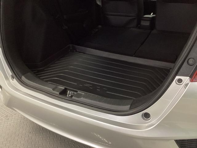 フィット 13G・Lパッケージファインエディション あんしんパッケージ クルコン リアカメラ ETC ドラレコ LEDヘットライト フルセグ Aストップ Bモニター サイドカーテンエアバック キーレス DVD パワーウインドウ 横滑り防止装置 ナビTV(24枚目)