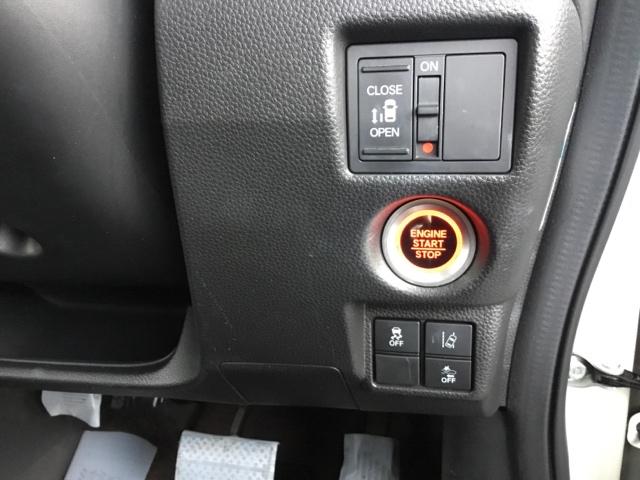 N-BOXカスタム G・Lホンダセンシング 片側電動スライドドア クルコン リアカメラ シートヒーター 地デジTV 助手席エアバッグ キーレス シートH アイドリングST セキュリティーアラーム スマ-トキ- ナビTV ETC 前車追従機能(25枚目)