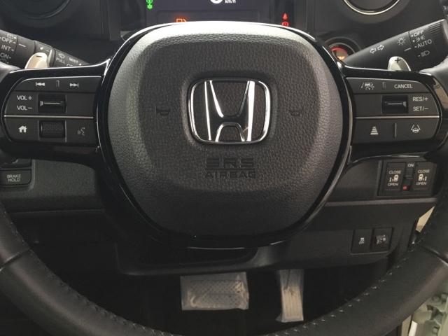 Ｎ－ＢＯＸカスタム ターボ　両側電動スライドドア　クルコン　リアカメラ　純正ナビ　フルセグ　ＥＴＣ　イモビライザー　衝突被害軽減　ベンチシート　キーフリー　Ｐセンサー　ＥＳＣ　パワステ　ＤＶＤ再生　両席エアバック　ターボ車（18枚目）