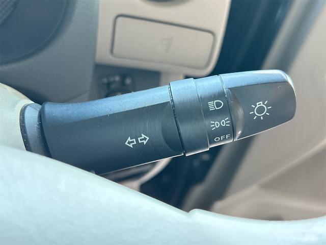 ｅＫスペース 　両側スライドドア　ナビ　ＴＶ　アイドリングストップ　電動格納ミラー　シートヒーター　ベンチシート　ＣＶＴ　ＣＤ　ＵＳＢ　ミュージックプレイヤー接続可　エアコン　パワーステアリング　パワーウィンドウ（11枚目）