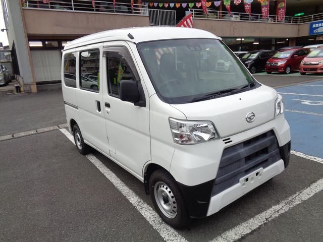 ハイゼットカーゴ スペシャルSAIII AT 衝突被害軽減システム クリアランスソナー ETC 両側スライドドア アイドリングストップ オートマチックハイビーム ESC エアコン 運転席エアバッグ 助手席エアバッグ(12枚目)