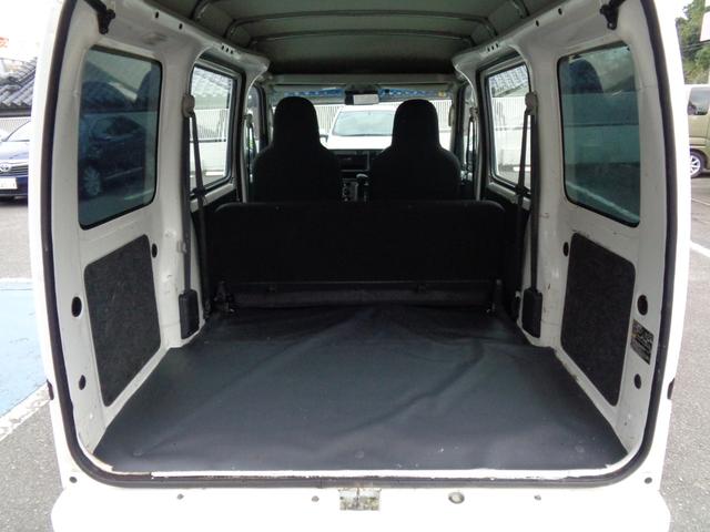 ハイゼットカーゴ スペシャルSAIII AT 衝突被害軽減システム クリアランスソナー ETC 両側スライドドア アイドリングストップ オートマチックハイビーム ESC エアコン 運転席エアバッグ 助手席エアバッグ(18枚目)