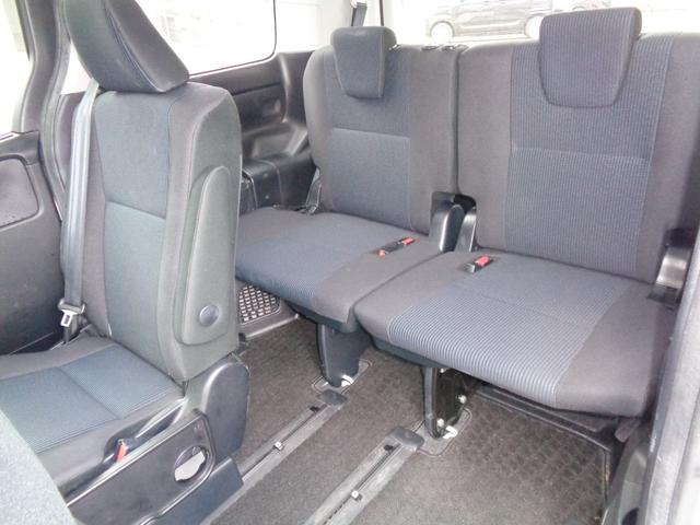 ノア ハイブリッドX ドライブレコーダー ETC ナビ 両側スライド・片側電動 LEDヘッドランプ スマートキー 3列シート CVT アルミホイール 盗難防止システム 衝突安全ボディ ABS ESC エアコン(12枚目)