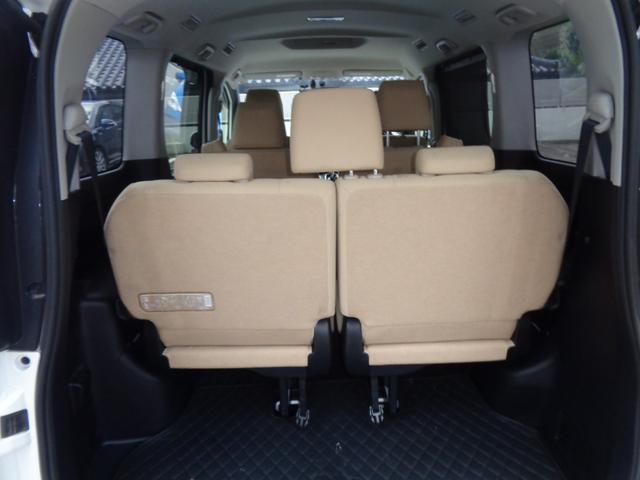 ノア ハイブリッドX ETC ナビ 両側スライド・片側電動 LEDヘッドランプ スマートキー 3列シート CVT アルミホイール 盗難防止システム 衝突安全ボディ ABS ESC エアコン パワーステアリング(20枚目)