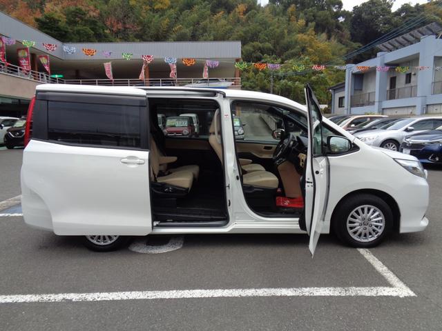 ノア ハイブリッドX ETC ナビ 両側スライド・片側電動 LEDヘッドランプ スマートキー 3列シート CVT アルミホイール 盗難防止システム 衝突安全ボディ ABS ESC エアコン パワーステアリング(21枚目)