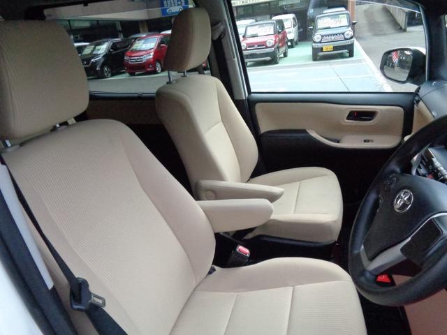 ノア ハイブリッドX ETC ナビ 両側スライド・片側電動 LEDヘッドランプ スマートキー 3列シート CVT アルミホイール 盗難防止システム 衝突安全ボディ ABS ESC エアコン パワーステアリング(23枚目)