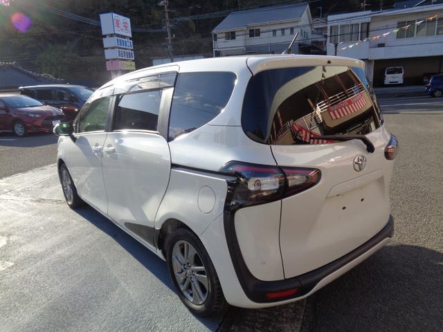 シエンタ Ｇ　バックカメラ　ＴＶ　レーンアシスト　衝突被害軽減システム　両側電動スライドドア　オートマチックハイビーム　スマートキー　アイドリングストップ　３列シート　ＣＶＴ　アルミホイール　盗難防止システム（19枚目）