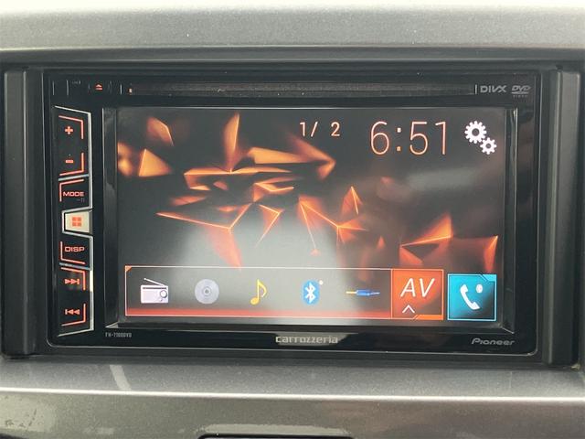 ソリオ ハイブリッドＭＸ　ＥＴＣ　両側スライド・片側電動　スマートキー　アイドリングストップ　電動格納ミラー　シートヒーター　ウォークスルー　ＣＶＴ　アルミホイール　ＣＤ　ＤＶＤ再生　Ｂｌｕｅｔｏｏｔｈ　盗難防止システム（4枚目）