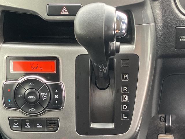 ソリオ ハイブリッドＭＸ　ＥＴＣ　両側スライド・片側電動　スマートキー　アイドリングストップ　電動格納ミラー　シートヒーター　ウォークスルー　ＣＶＴ　アルミホイール　ＣＤ　ＤＶＤ再生　Ｂｌｕｅｔｏｏｔｈ　盗難防止システム（8枚目）