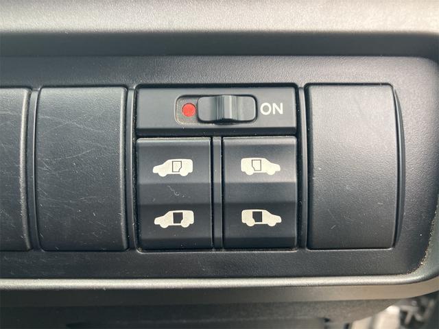 ステップワゴン Ｇ　ＨＤＤナビ　スマートスタイルエディション　ＥＴＣ　バックカメラ　ナビ　ＴＶ　クリアランスソナー　両側電動スライドドア　スマートキー　電動格納ミラー　３列シート　ＡＴ　アルミホイール　ＣＤ　ＤＶＤ再生　盗難防止システム　衝突安全ボディ　ＡＢＳ（9枚目）